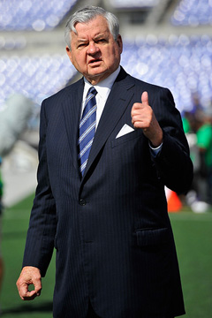 BALTIMORE, MD - SEPTEMBER 28: Carolina Panthers Jerry Richardson is shown before a game against the Baltimore Ravens at M&T Bank Stadium on September 28, 2014 in Baltimore, Maryland.  (Photo by Larry French/Getty Images)